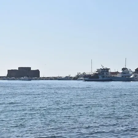 Sirena Sunrise 125 公寓 Paphos